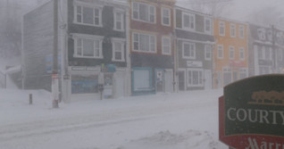 Newfoundland: Severe storm bears down, threatens 75 cm of snow, dangerous wind