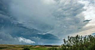 Calm start to the week will soon give way to more Prairie storms