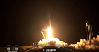 Inspiration4 successfully launches on first all-amateur orbital space flight