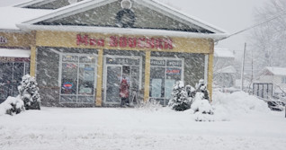 Travel remains tricky in Quebec as worst of the snowstorm pushes east