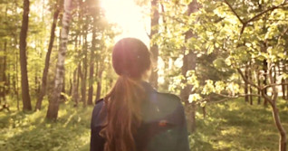 Heading out on a nature walk? Bring this checklist along