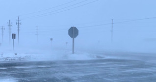 Temperatures to plummet after hazardous snow squalls blast Ontario
