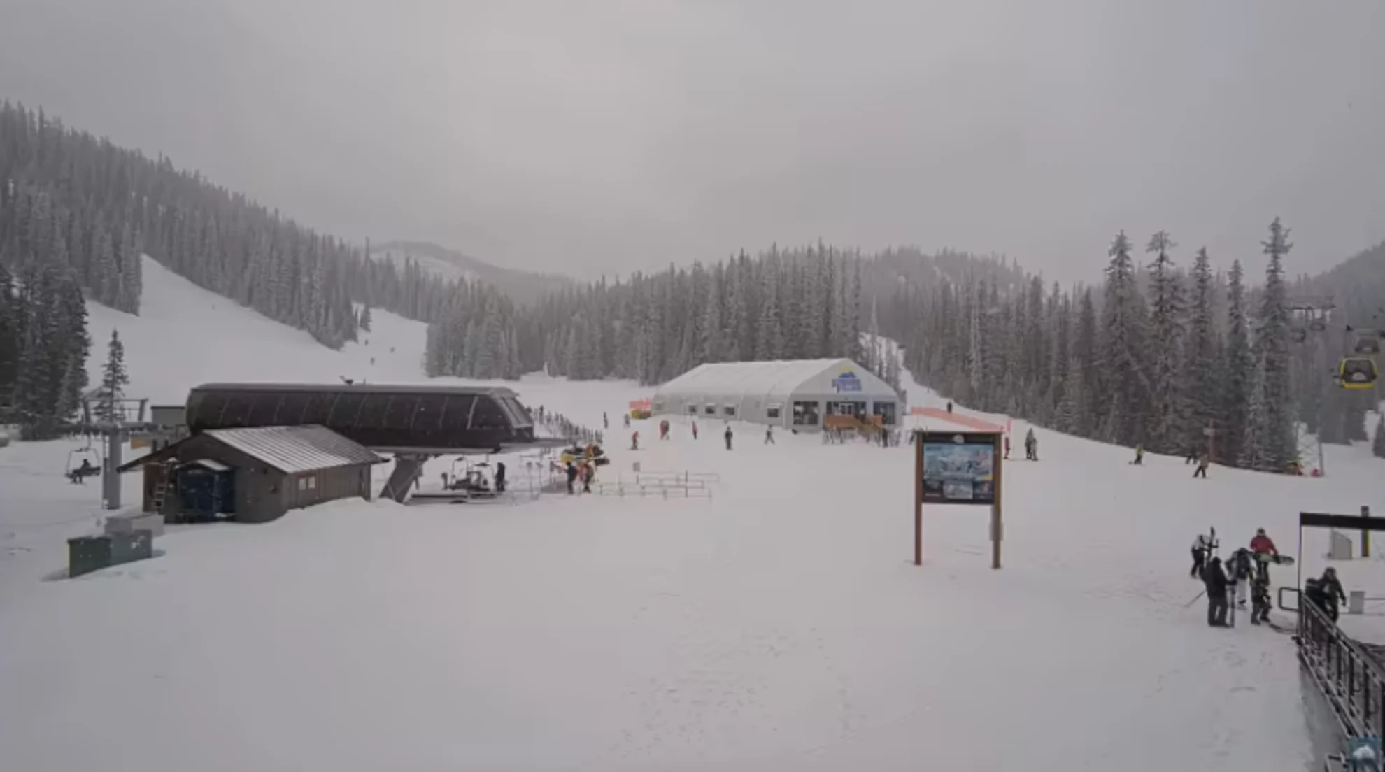 Ski hill staff rejoice as spring brings dump of snow to dry winter season