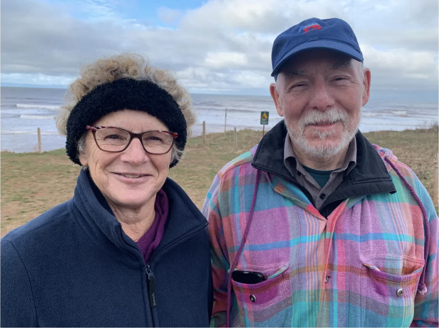 cbc: Michele Gallant and Greg Gillis say they are sad to see the arch collapse, but expect a new formation will take shape somewhere else. (Tony Davis/CBC)