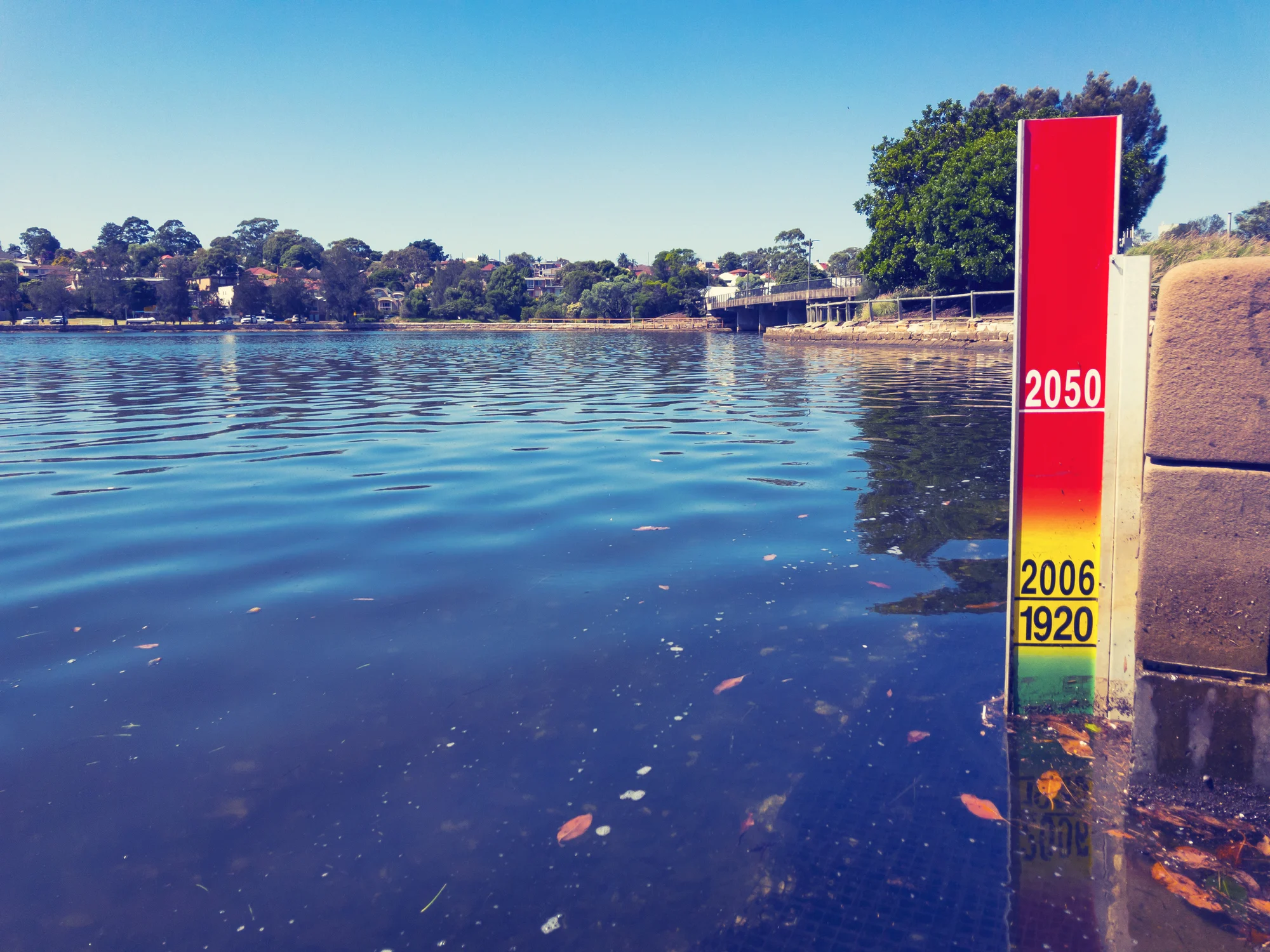 GettyImages-672207358 sea level rise indicator (1)