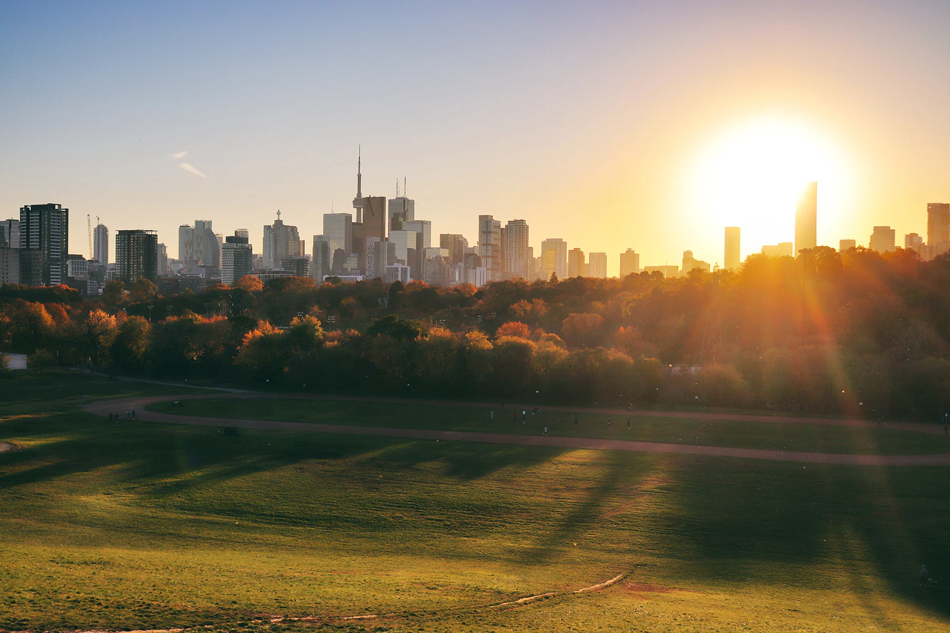 Toronto, expect earlier sunsets now with summer's end looming