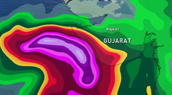 Un rare cyclone menace 300 000 personnes