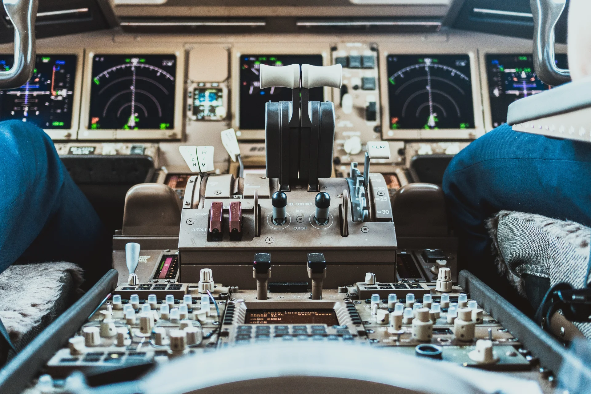 (UNSPLASH) Boeing airplane cockpit instruments