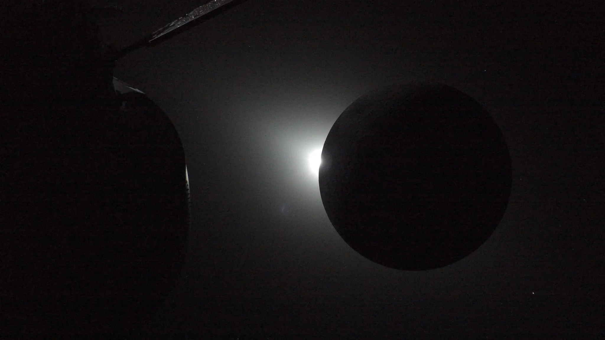Artemis 2 - Moon Flyby Livestream Apr 6 929pm - NASA TV