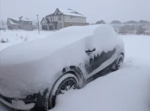 Up to 20 cm messy snow bears down on southern Quebec Thursday