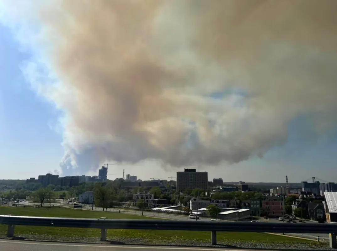 CBC: Smoke from the fire could be seen from Citadel Hill in Halifax on Sunday. (Celina Aalders/CBC)