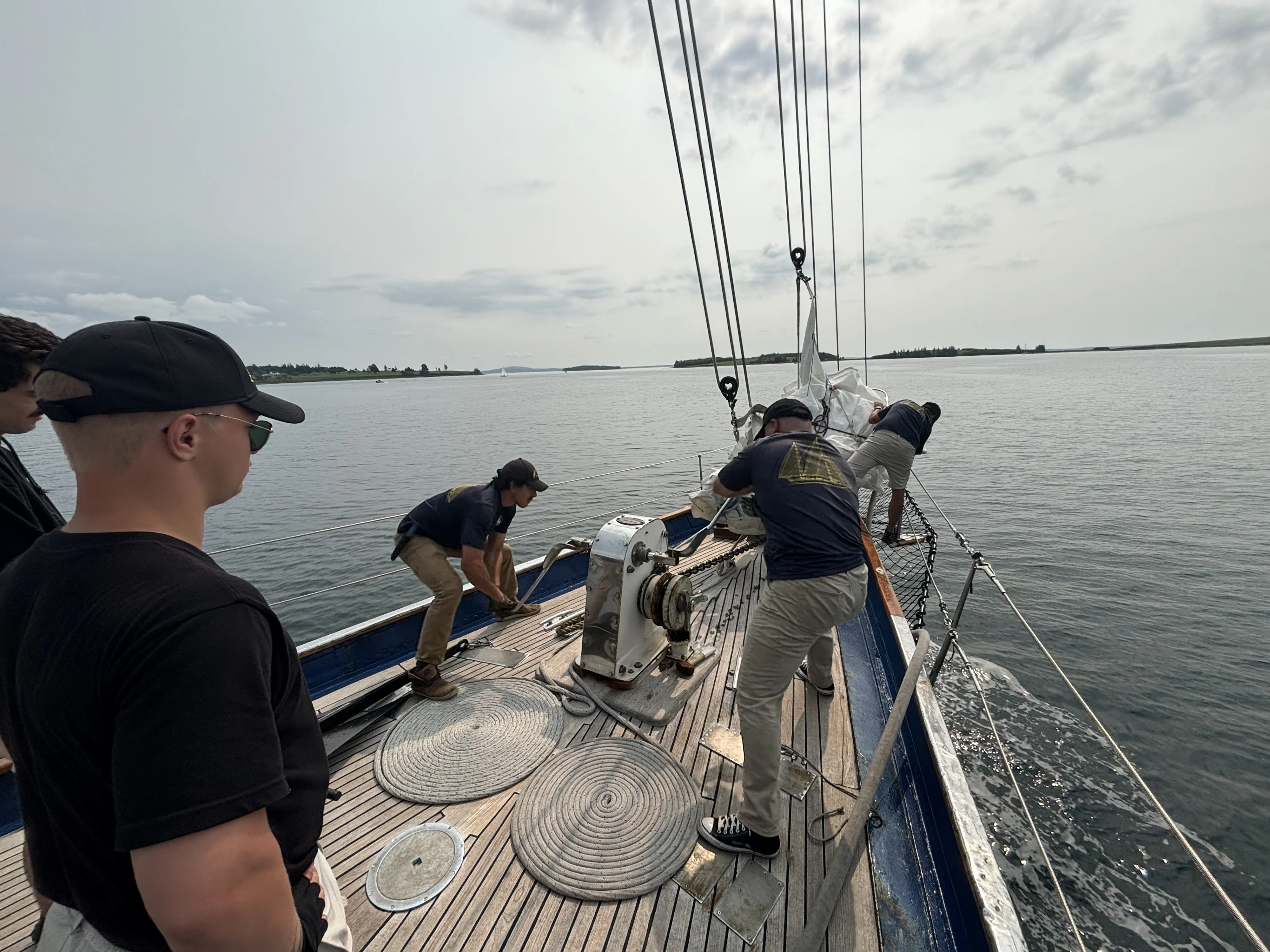 Crew members on board the HMCS Oriole learn nautical skills, how to work with others in close quarters, and leadership. (Nathan Coleman/TWN)