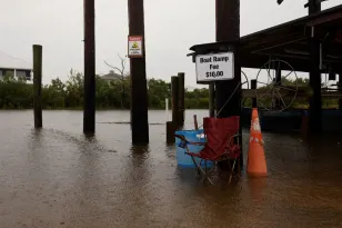 Hurricane Francine lands in Louisiana, putting New Orleans on edge