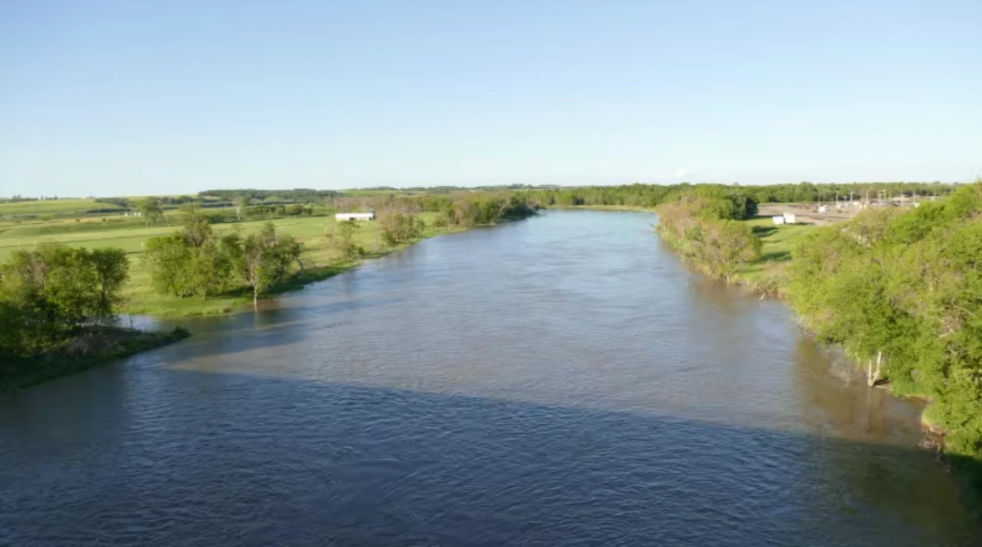 City of Brandon 'closely watching' river level, forecasts amid flood warning