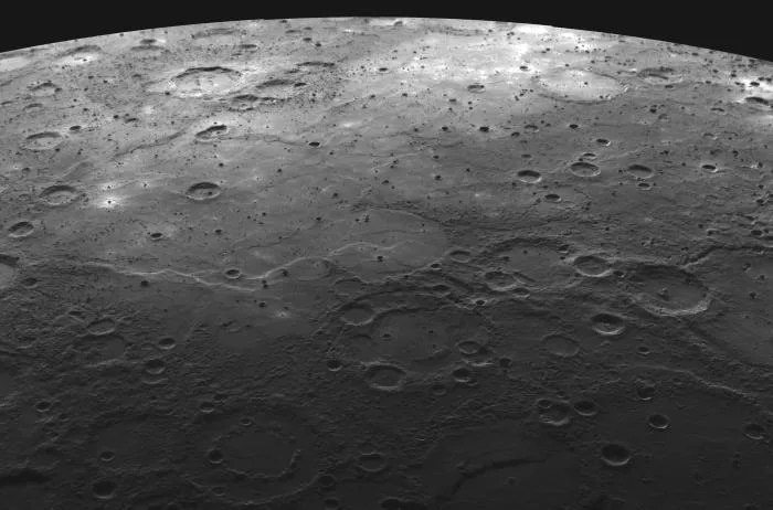 Nous savons pourquoi la glace existe sur Mercure