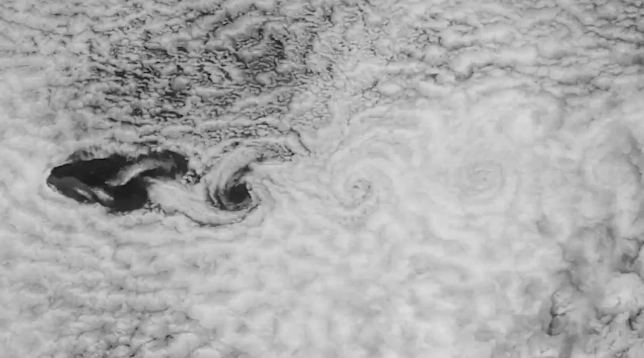 Von Karman cloud formations/NOAA