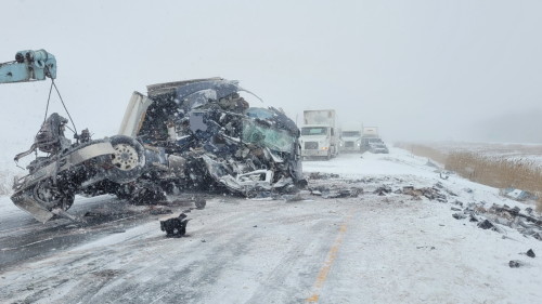 Roads closed outages mount as blizzard rages across Ontario The