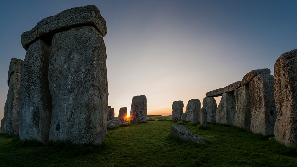 Stonehenge English Heritage Twitter