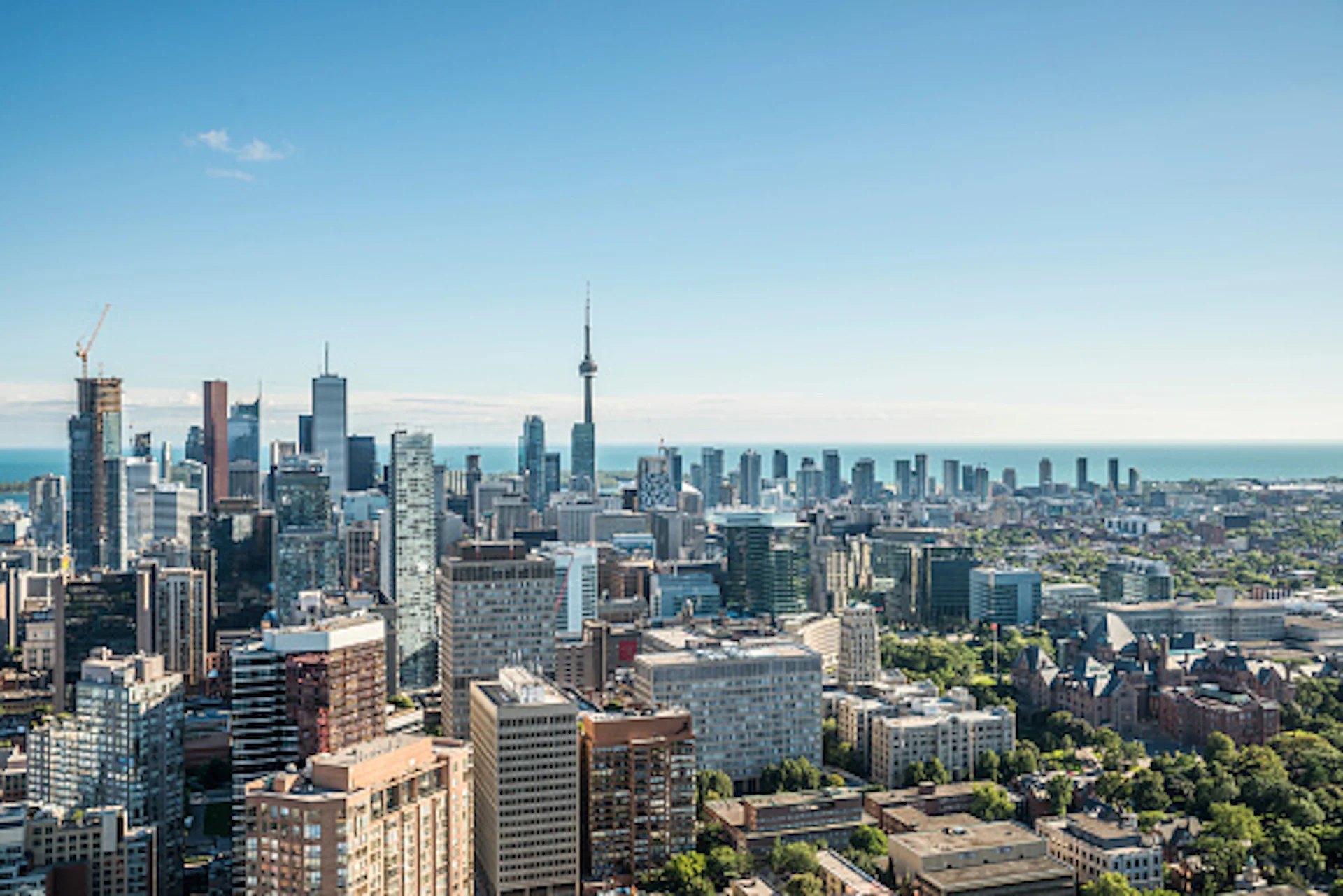 Toronto skyline/Getty Images/IVYPHOTOS/459279449-170667a