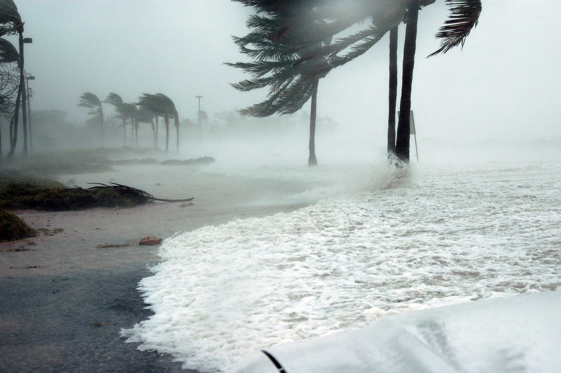 Trois tempêtes tropicales en même temps dans l'Atlantique