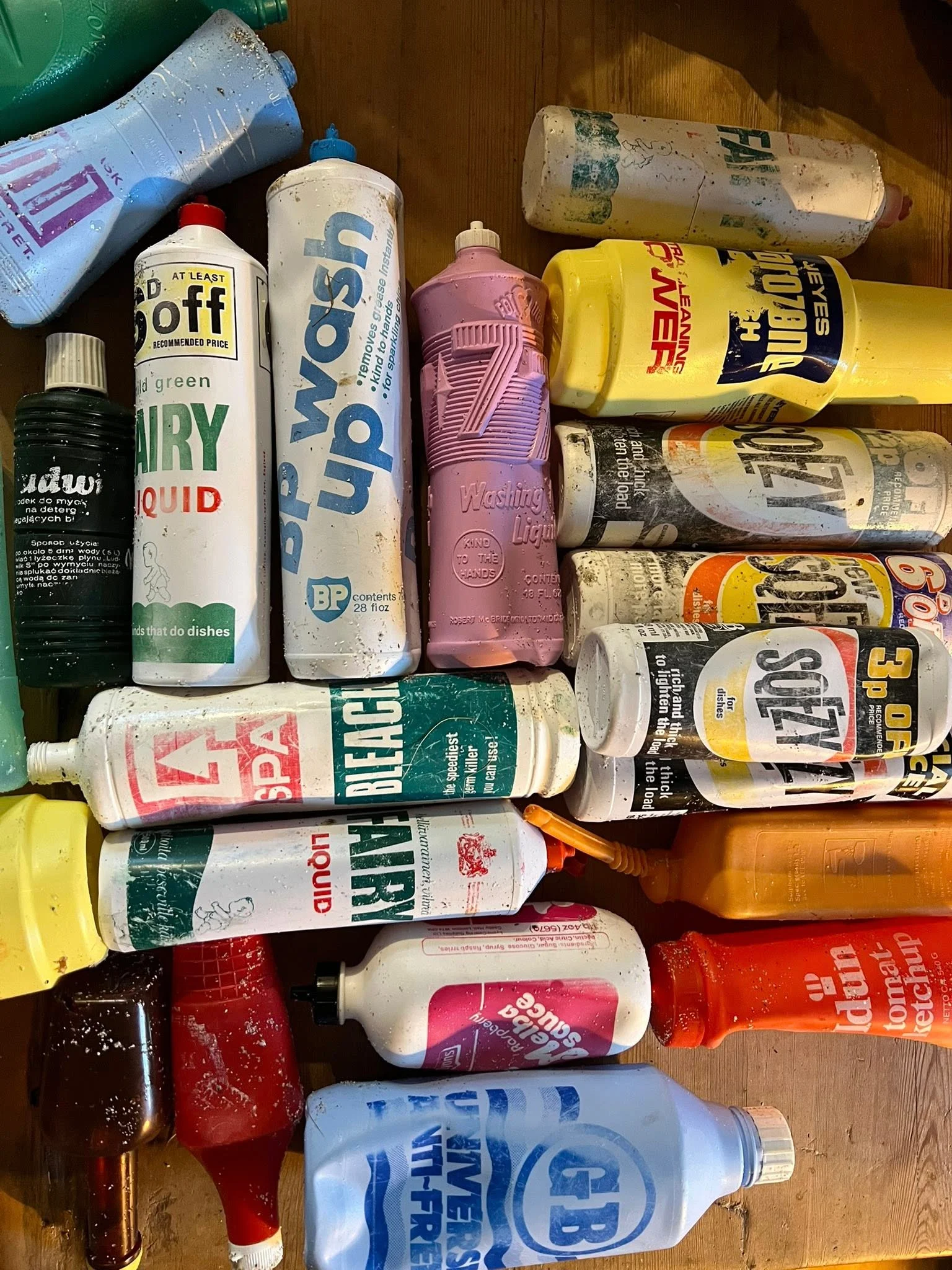 Sunday Community Craft Club/Facebook - trash 1