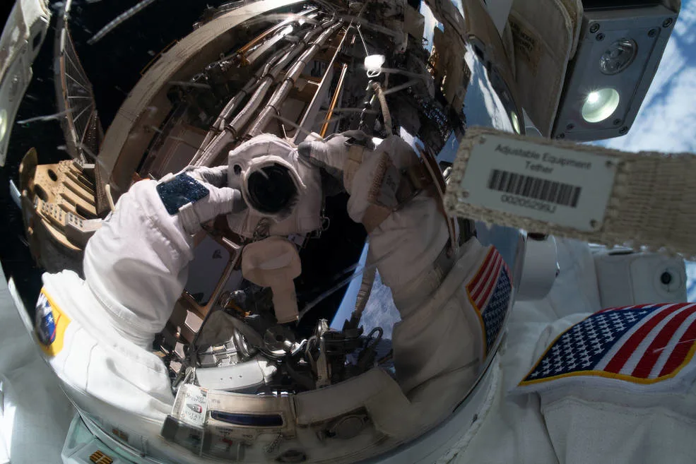 Astronaut-Jessica-Mier-Space-selfie-NASA