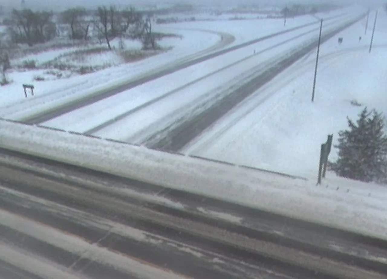 The Highway 62 overpass over Highway 401/Ministry of Transportation of Ontario via CBC