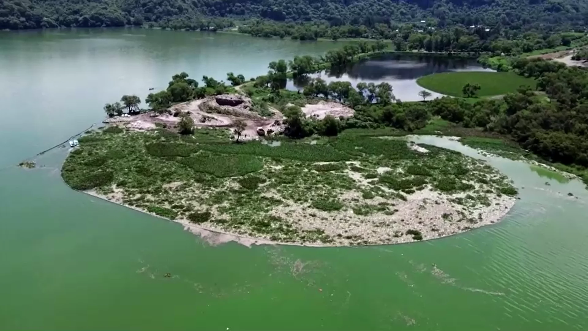 Trash 'island' on Guatemalan lake poses health risks, threatens livelihoods