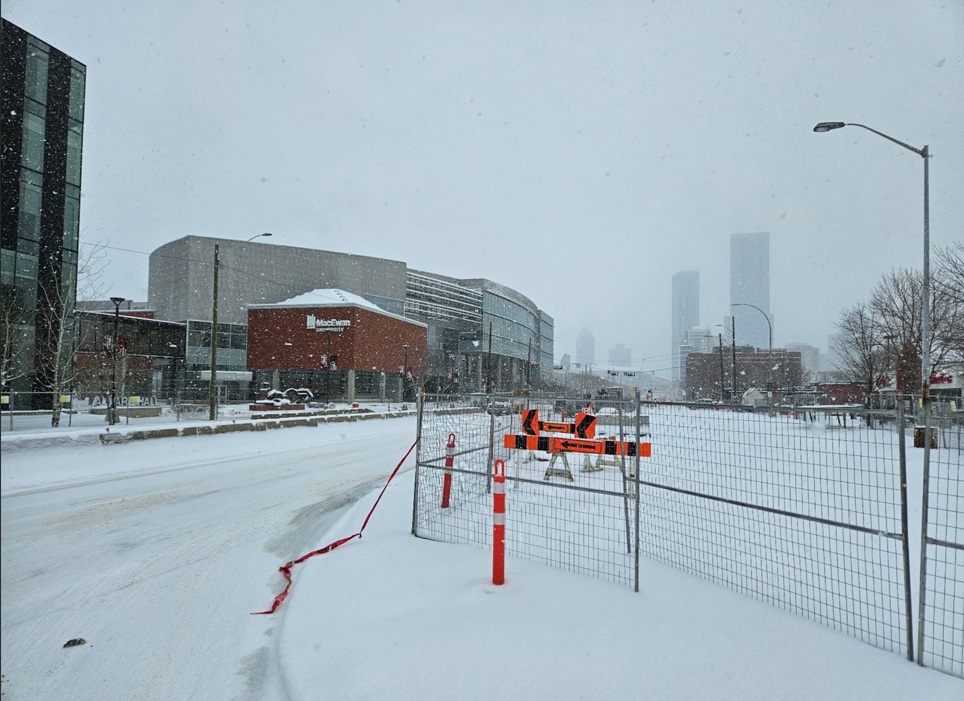 Connor O'Donovan: Heavy springtime snow in Edmonton, Alberta. March 28, 2025 2