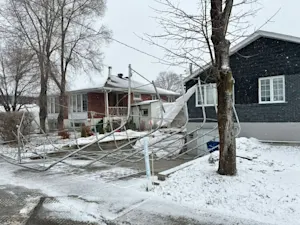 Bombe météo : des vents violents sèment le chaos au Québec