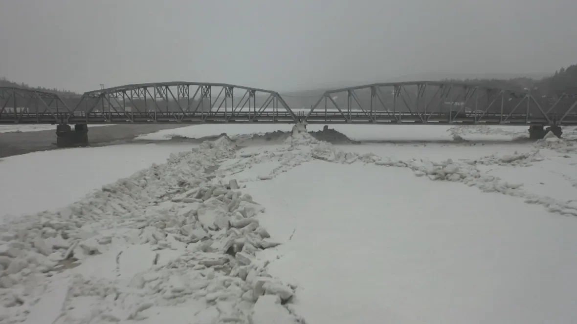 an-ice-jam-in-perth-andover-raised-water-levels-in-the-st-john-river-to-less-than-a-metre-within-the-flood-stage-on-monday-march-29-2021