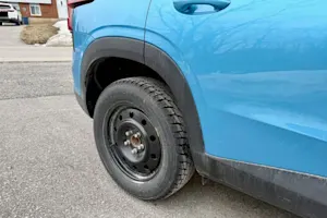More than just temperature: When should you take your winter tires off?