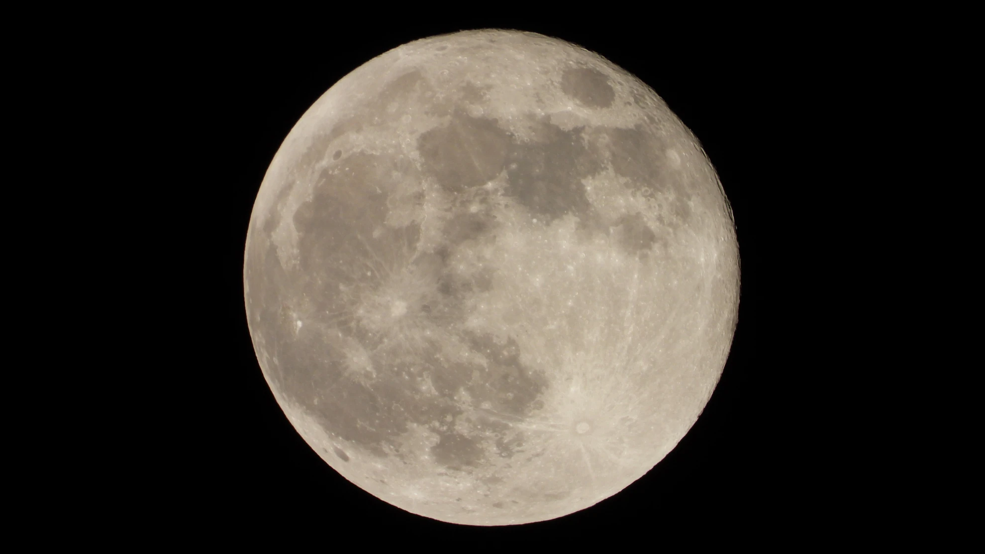 Look up! The Full Beaver Moon will light up the sky tonight - The ...