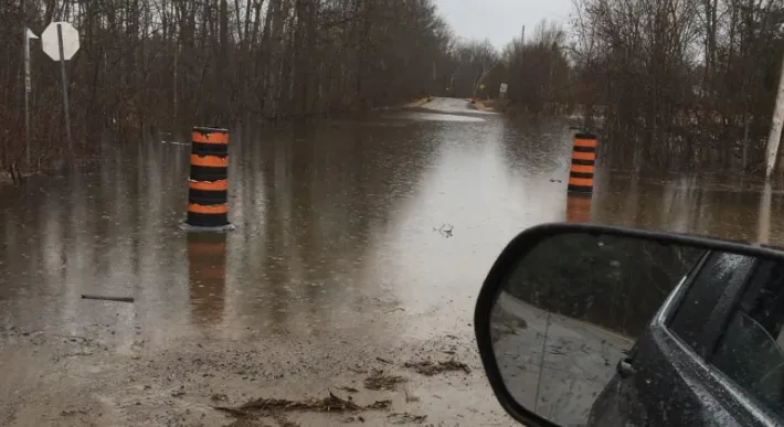 Flooding turns Ottawa Valley community into island