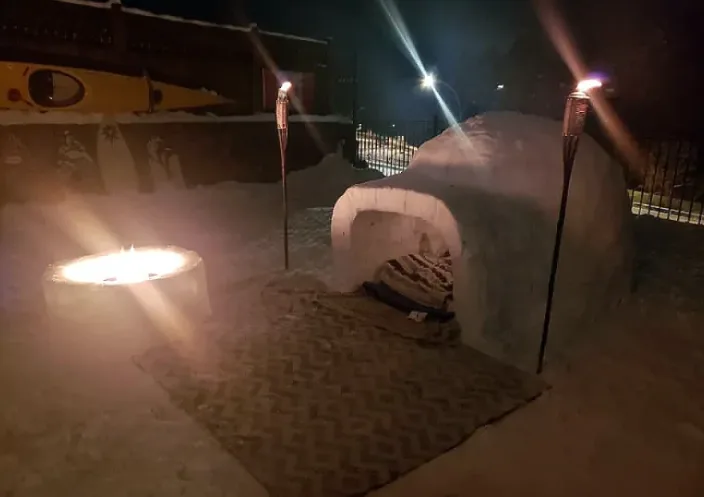A big chill: Victoria man builds igloo for his girlfriend