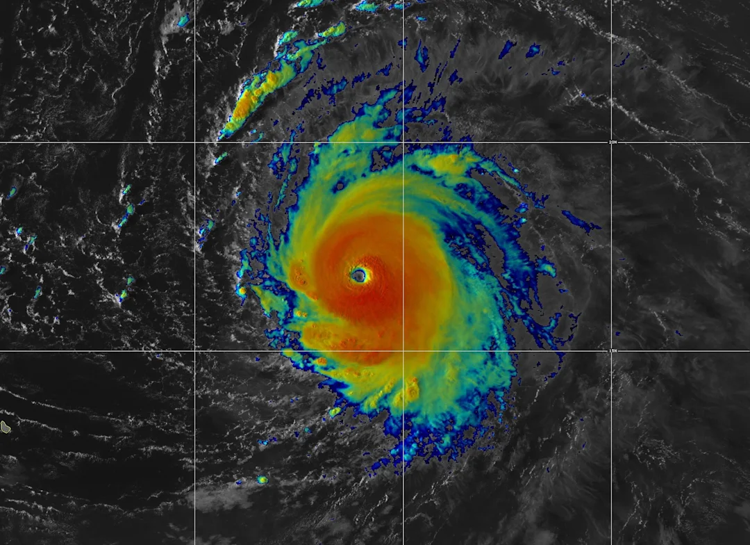 Storm Netork How a mammoth hurricane rapidly intensifies in mere hours - The Weather ...