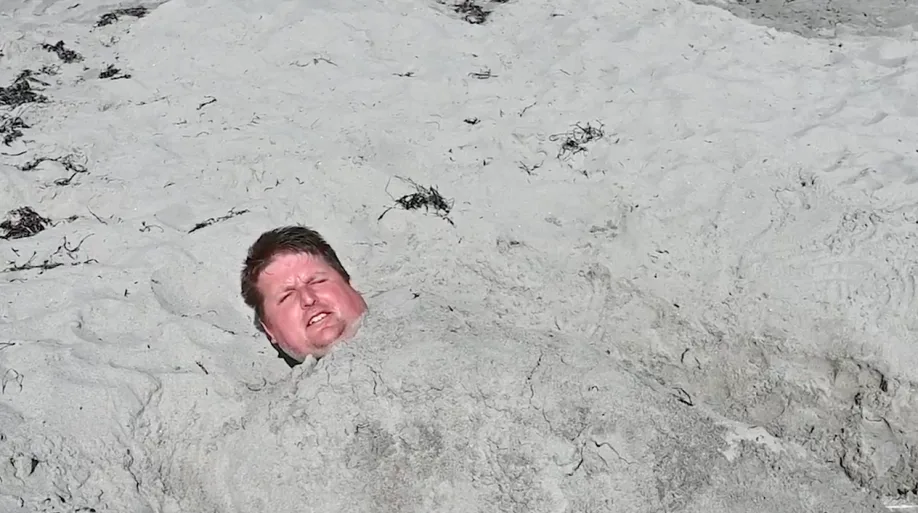 Watch this hilarious hunt for Nova Scotian 'singing sands'