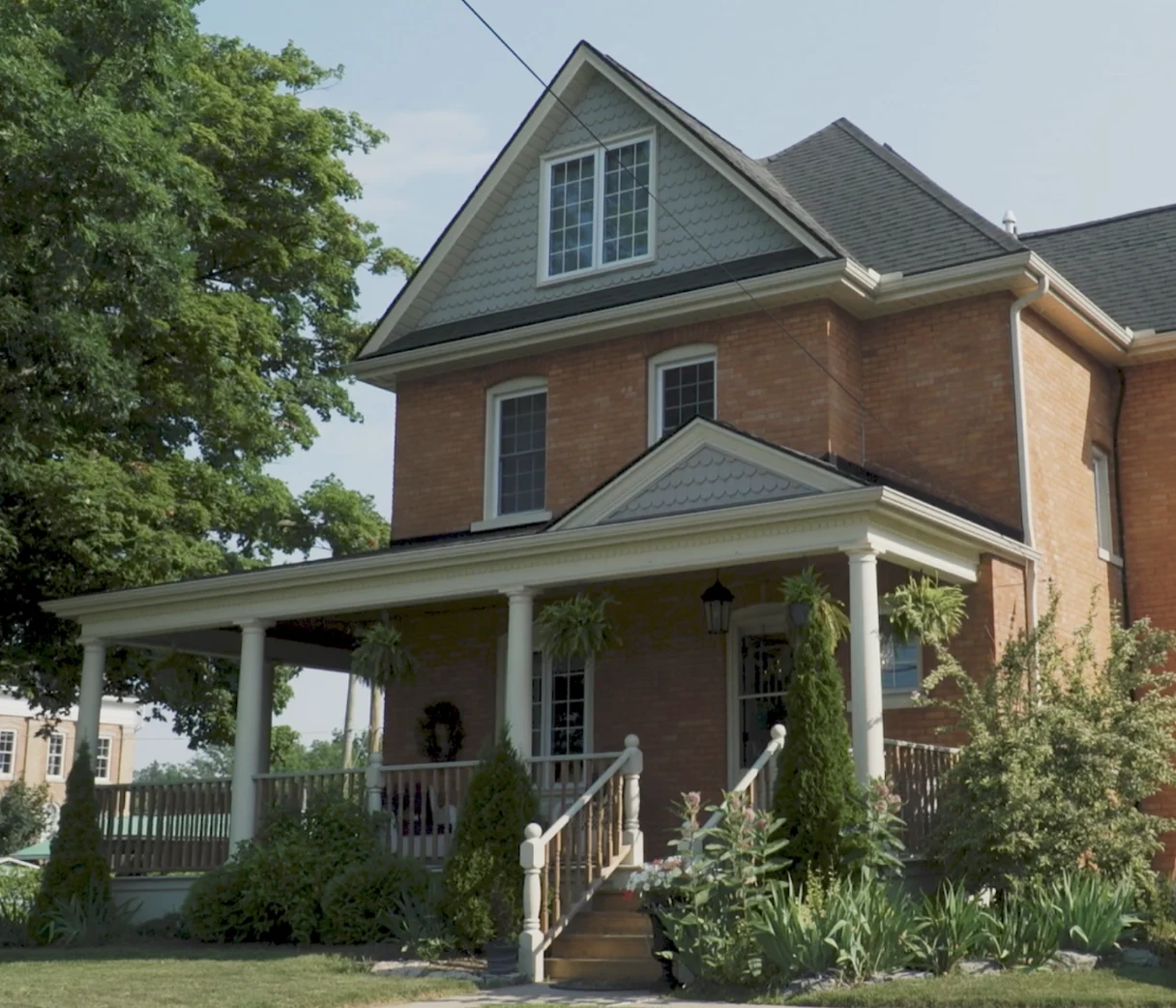 Sponsored by Moovair - Jennifer and Paolo Cardamone home in Caledonia Ontario (TWN)