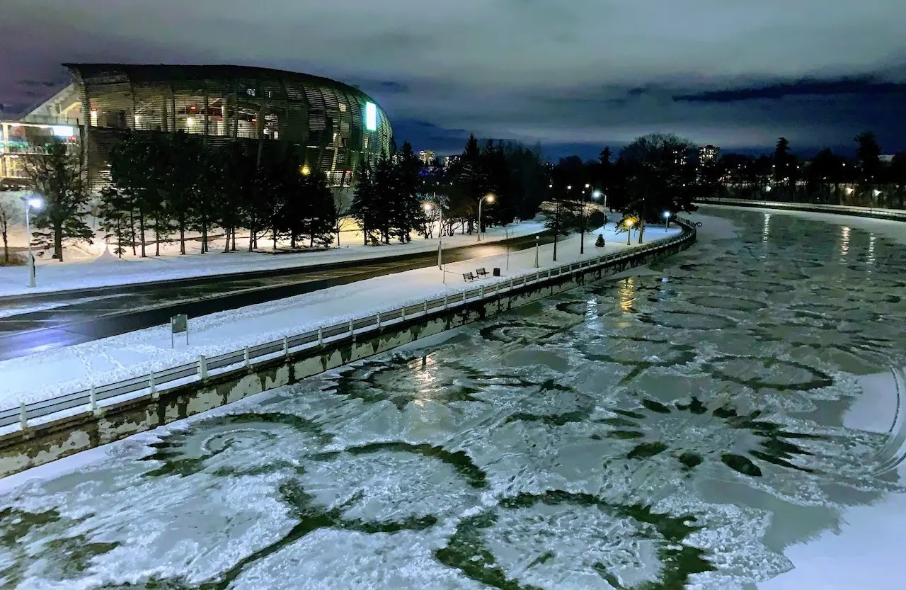 Eerily beautiful circles appear on the Rideau Canal in Ontario