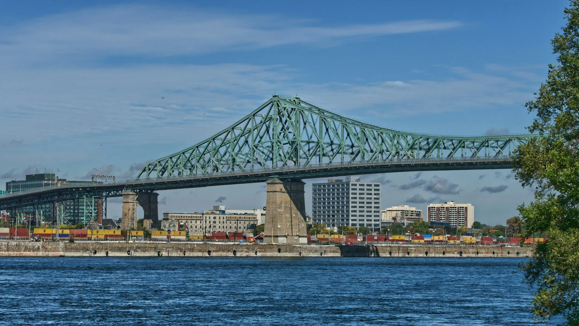 Le pont Jacques-Cartier fermé à la circulation 