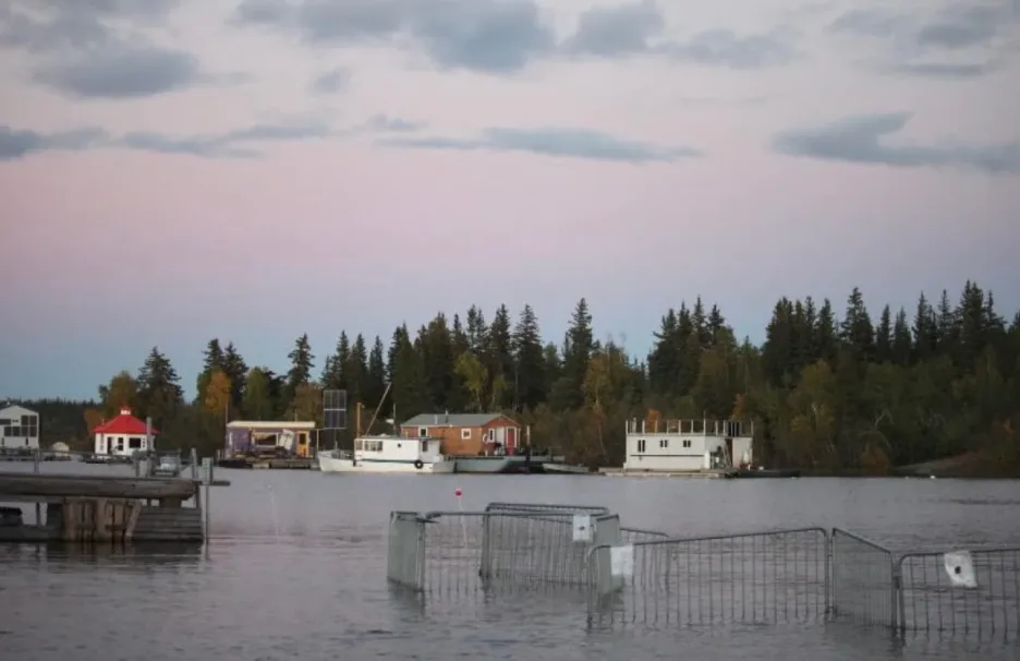 CBC file photo: Great Slave Lake reached the highest water levels in its recorded history during the summer and fall of 2020, according to the government of Northwest Territories. (Hannah Paulson/CBC News)