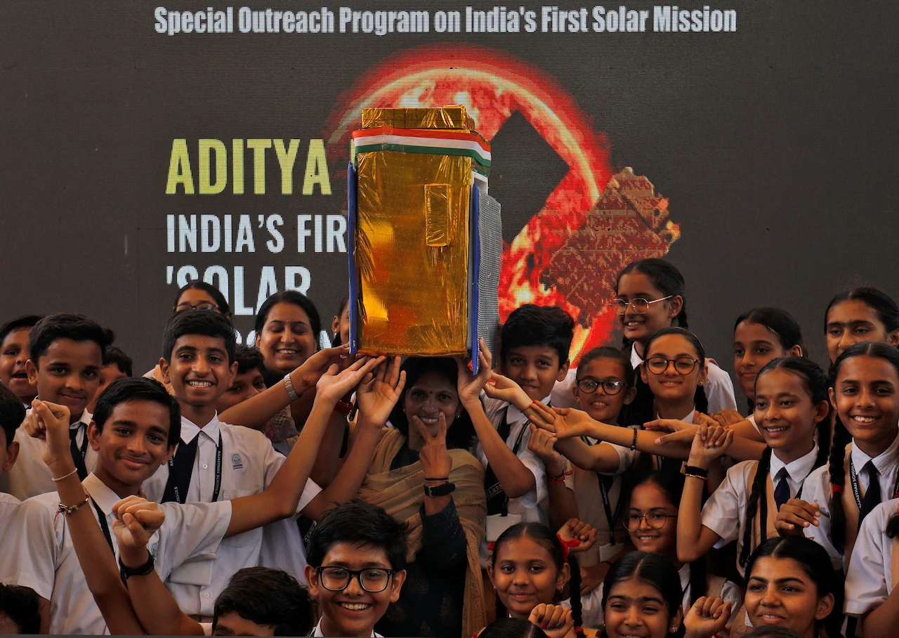 INDIA-SPACE-SUN/REUTERS/Amit Dave