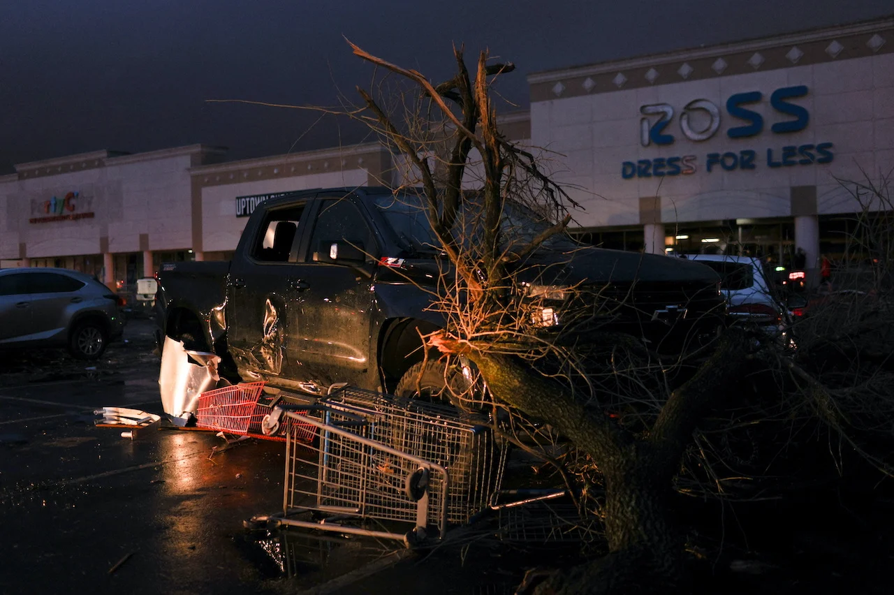 Texas tornado/REUTERS/Tamir Kalifa