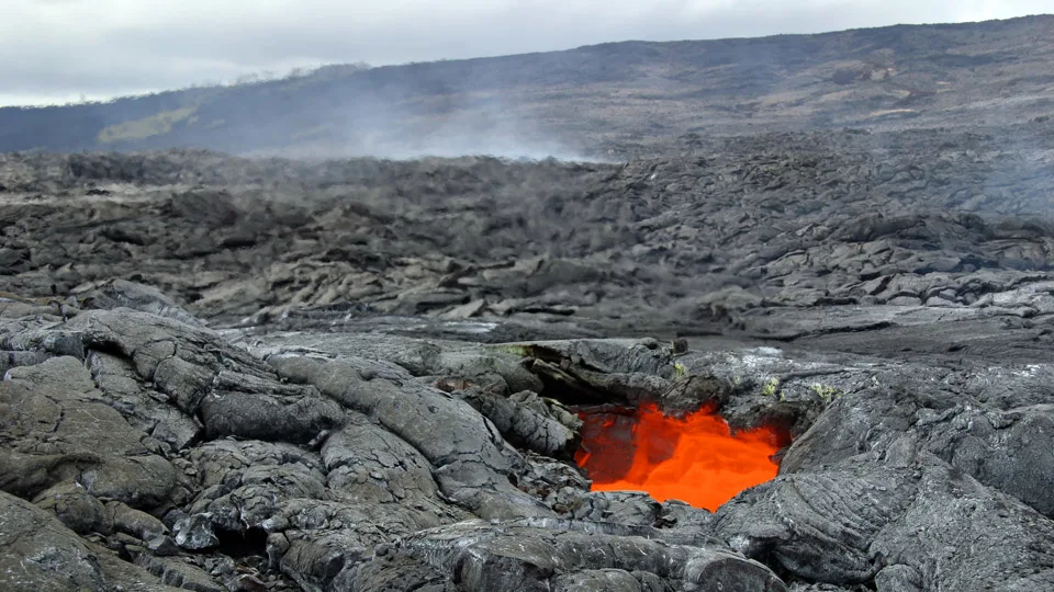Hawaii-lava-field-Shutterstock-Conversation
