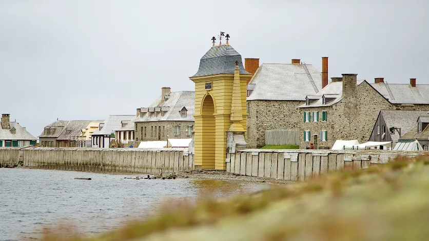 Rising sea levels threatening 300-year-old French fortress in Nova Scotia