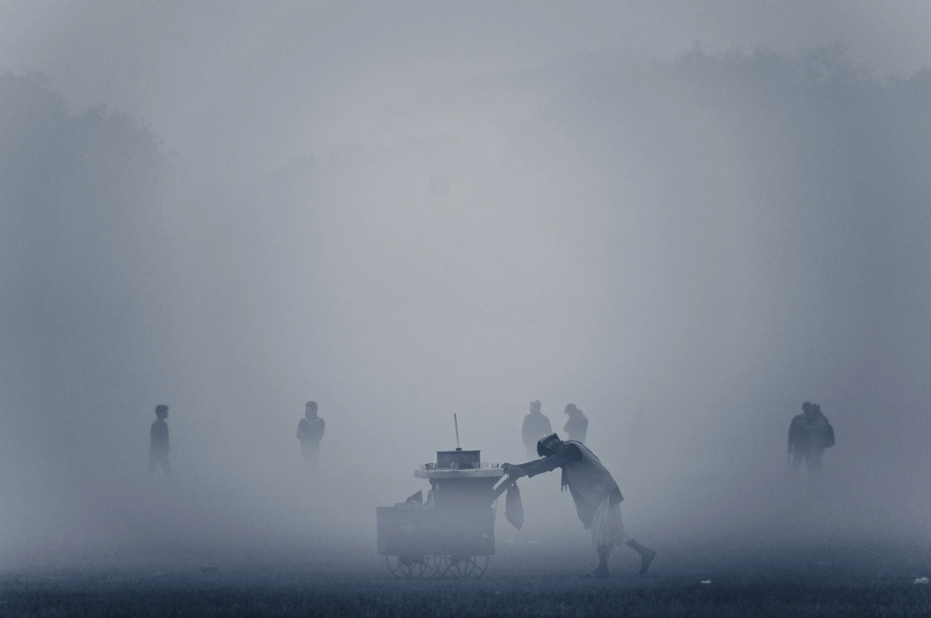 High levels of air pollution in Kolkata, India. (sayantanphotography/ Moment/ Getty Images)