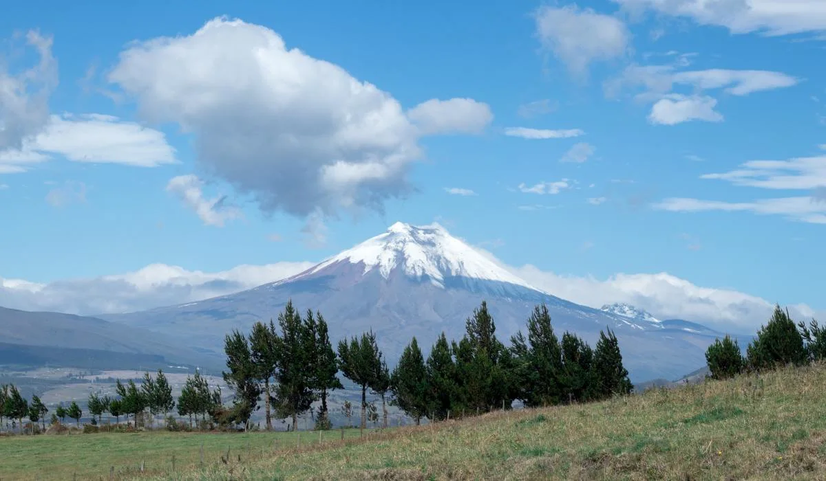 Cotopaxi : risque d'éruption du volcan le plus dangereux au monde?