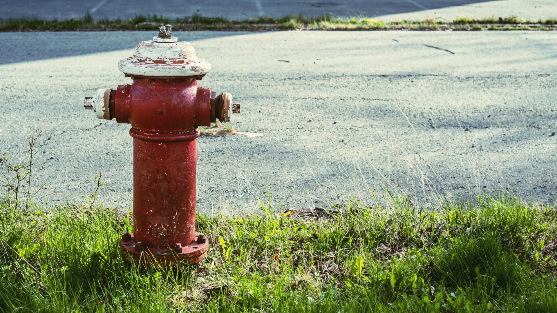 Authorities investigating spike in fire hydrant thefts ahead of wildfire season