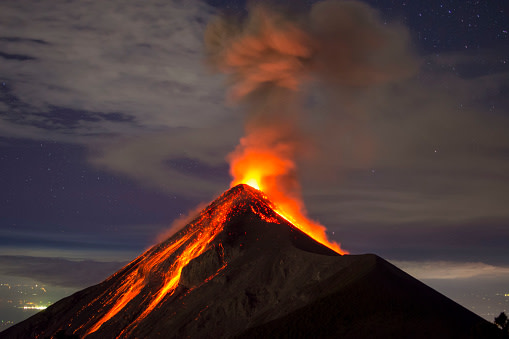 Extinct volcano wakes up, could cause catastrophic eruption - The ...