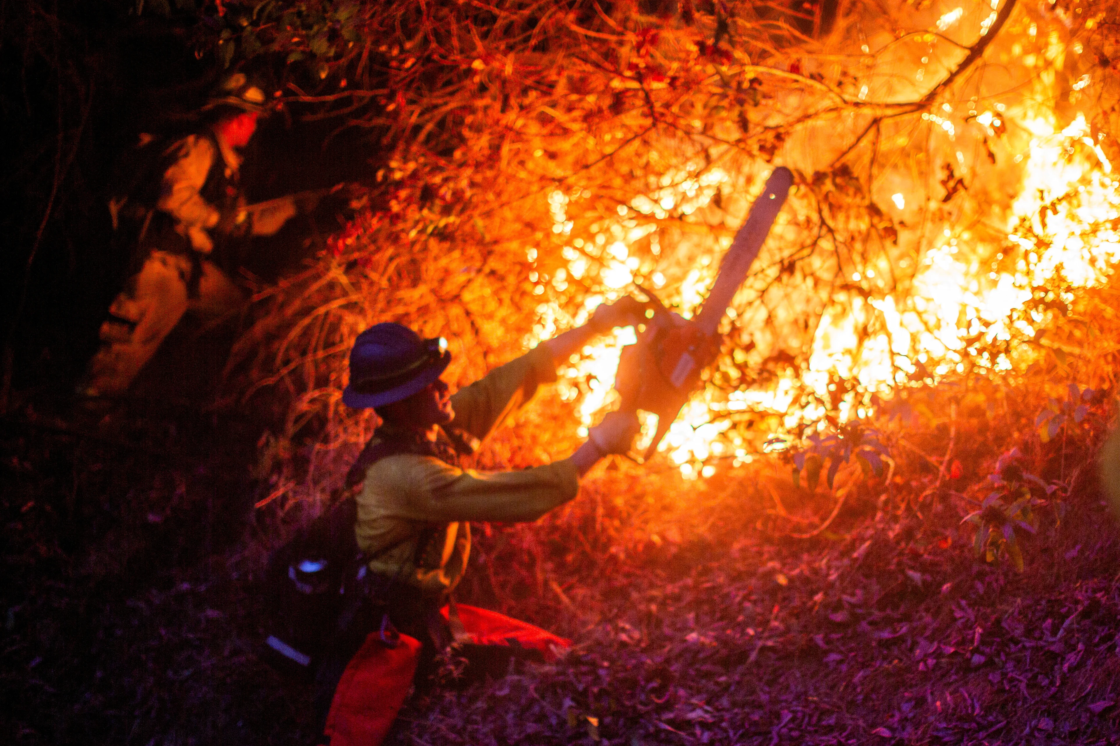 REUTERS - CALIFORNIA FIREFIGHTER - JAN13